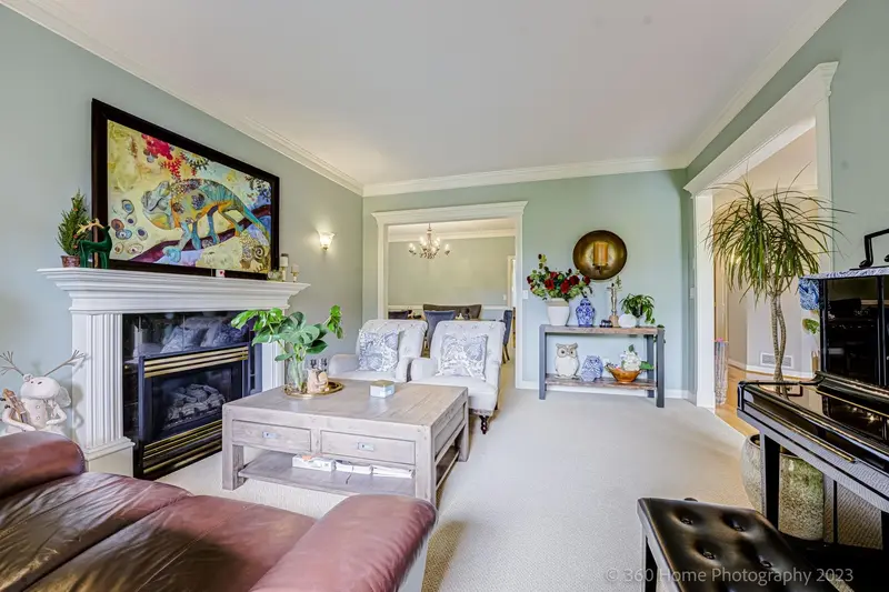 13923 22A AVE AVENUE - photo 4 of 25