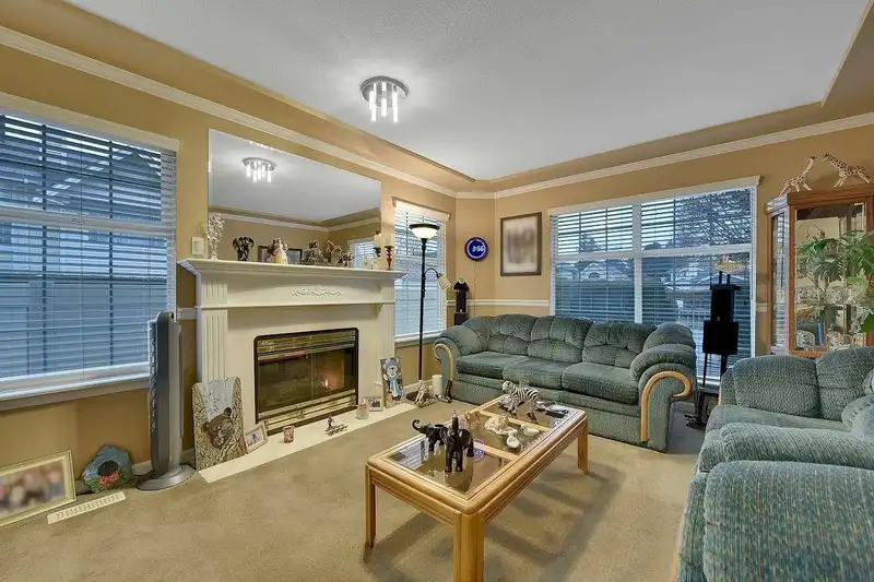 44 9168 FLEETWOOD WAY - photo 4 of 32