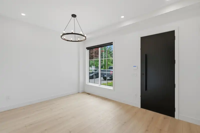 8184 117 STREET - photo 3 of 40
