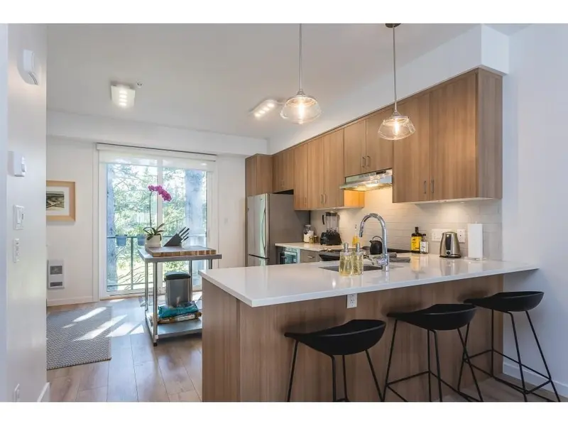 52 39769 GOVERNMENT ROAD - photo 2 of 25