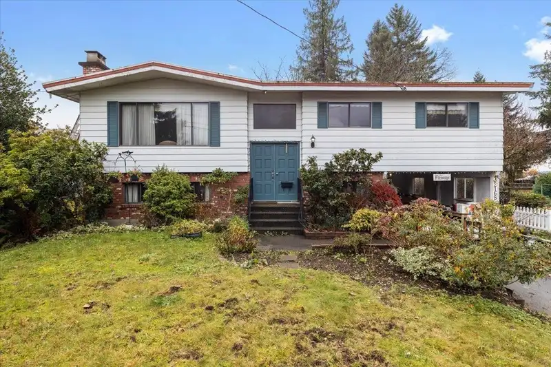 32168 SCOTT AVENUE - photo 1 of 32