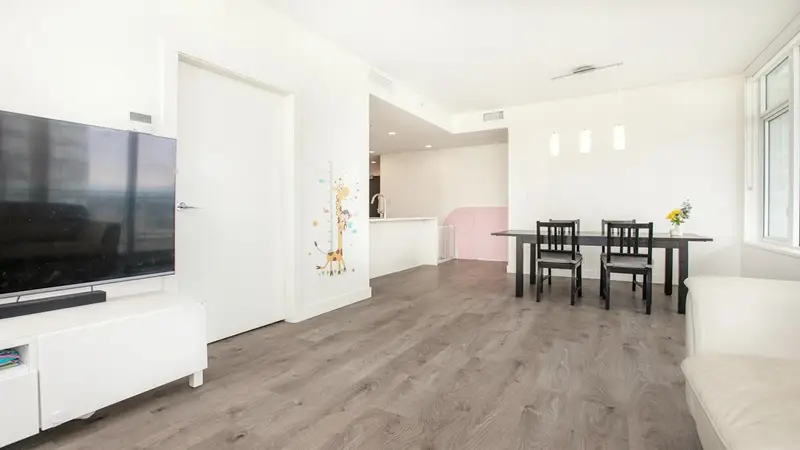 1907 5051 IMPERIAL STREET - photo 4 of 25