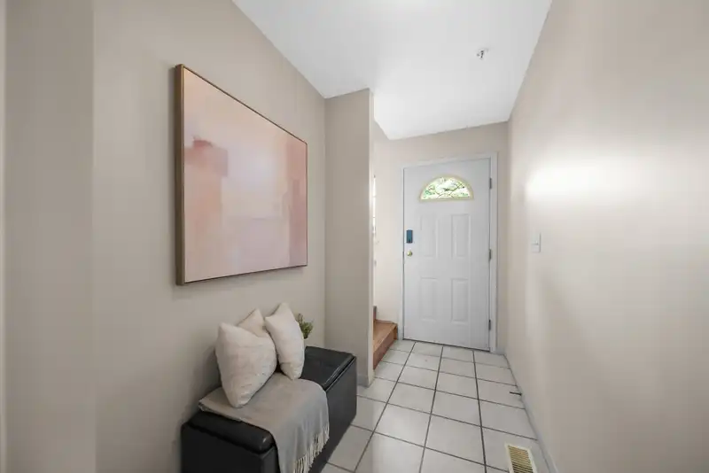 17 19948 WILLOUGHBY WAY - photo 3 of 38