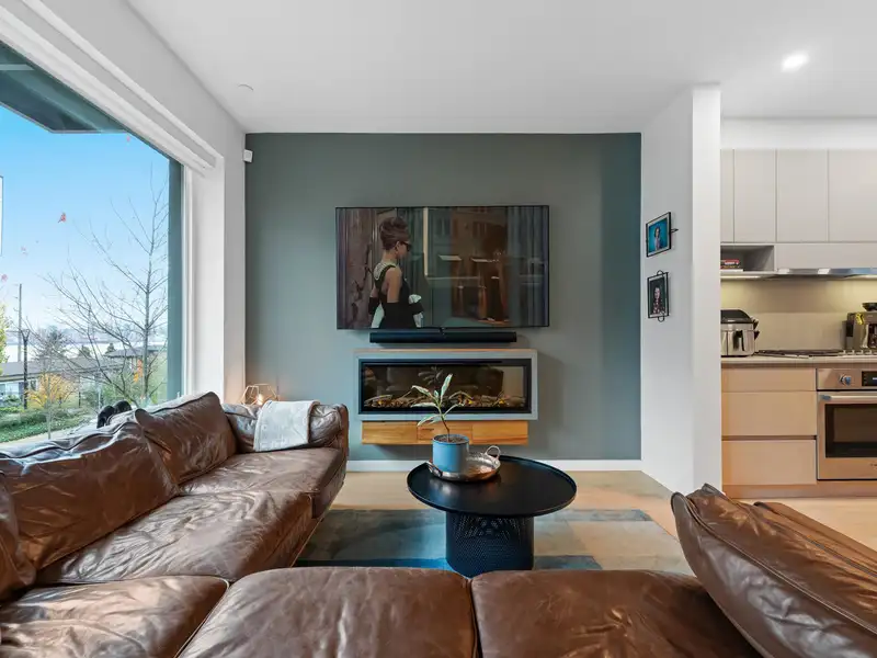 5 528 E 2ND STREET - photo 1 of 39