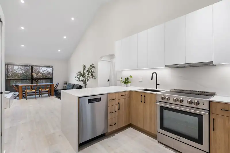 408 1363 CLYDE AVENUE - photo 1 of 19