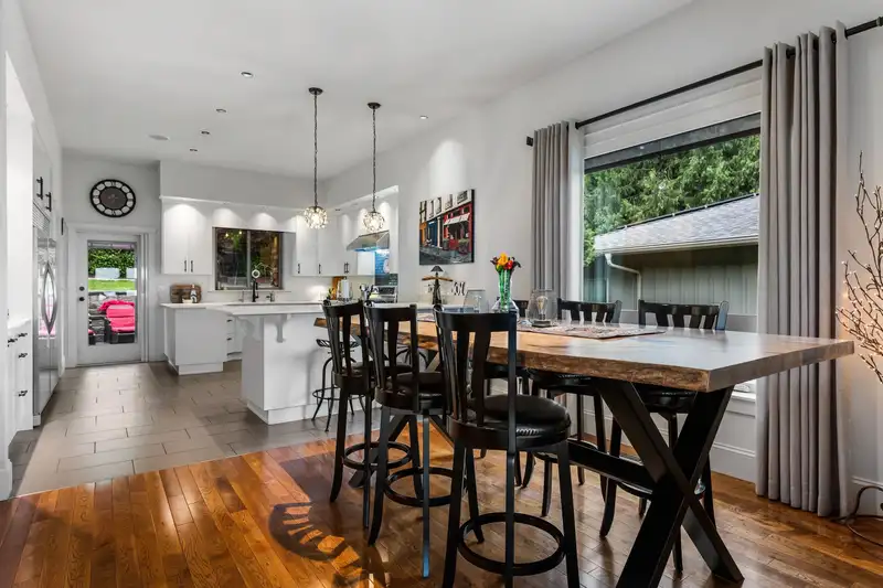 152 51075 FALLS COURT - photo 3 of 40