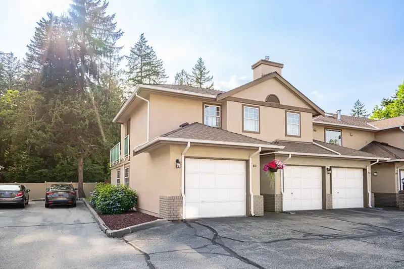 128 14861 98 AVENUE - photo 4 of 35