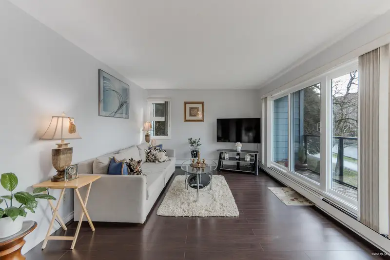 208 156 W 21ST STREET - photo 4 of 25