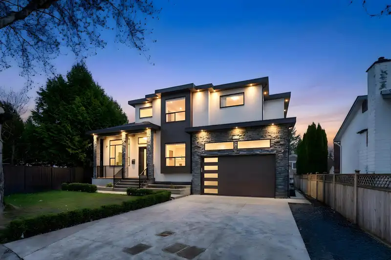 8958 139A STREET - photo 1 of 40