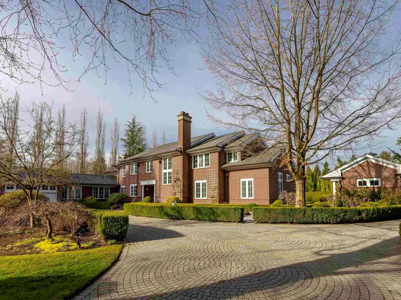 6625 BALACLAVA STREET - photo 2 of 25