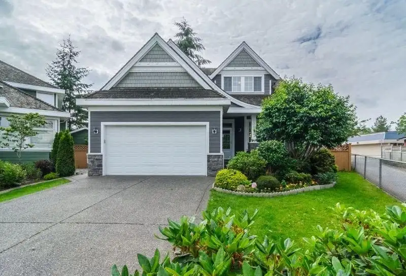 10672 164A STREET - photo 1 of 12