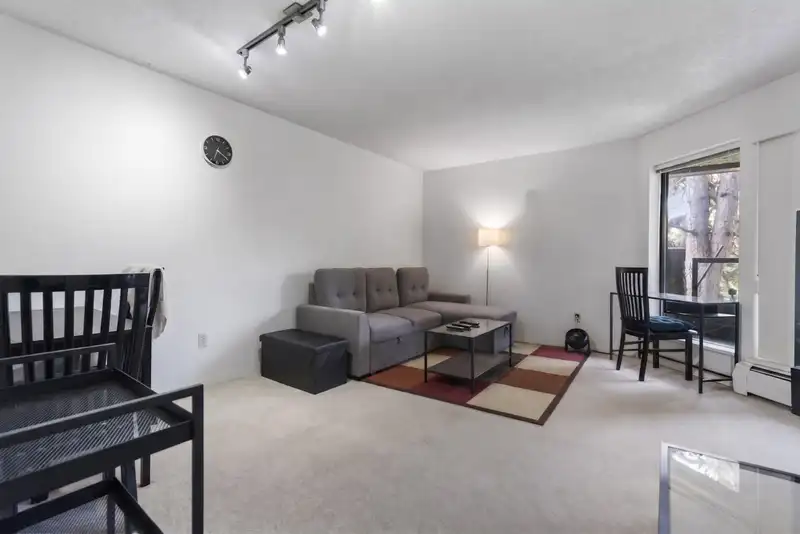 230 8460 ACKROYD ROAD - photo 3 of 25