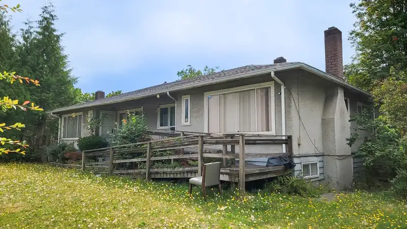 2578 S GRANDVIEW HIGHWAY - photo 4 of 15