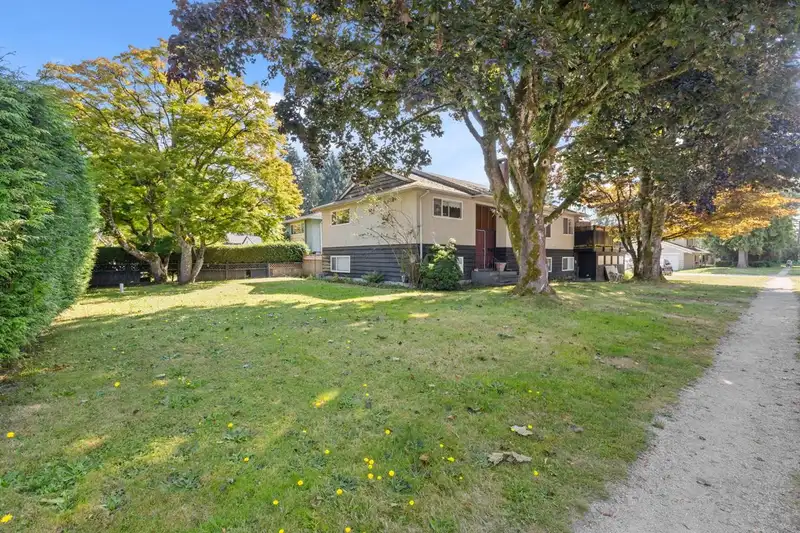 6530 DUNBAR STREET - photo 2 of 24