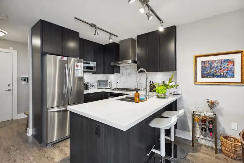 902 4189 HALIFAX STREET - photo 1 of 39