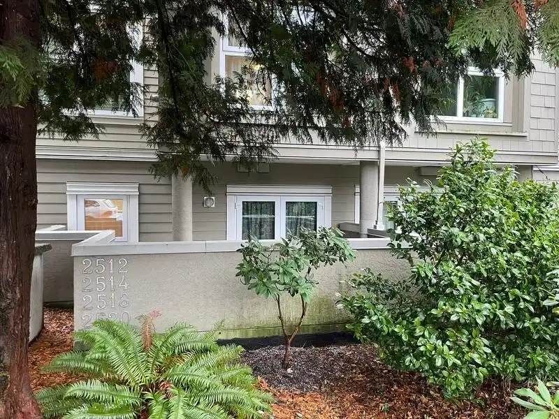 2512 W 4TH AVENUE - photo 1 of 15