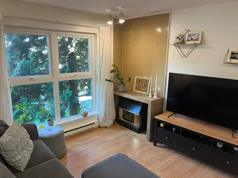 2512 W 4TH AVENUE - photo 3 of 15