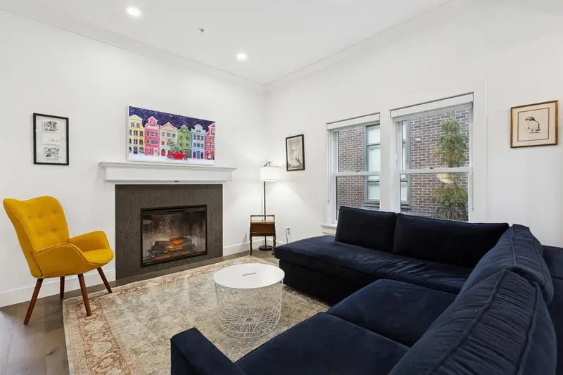 612 BRANTFORD STREET - photo 3 of 25