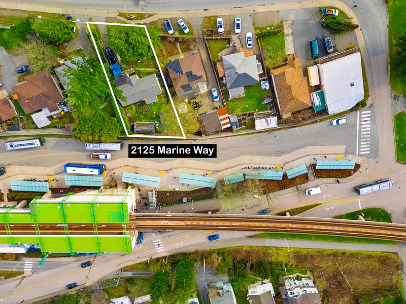 2125 MARINE WAY - photo 2 of 16