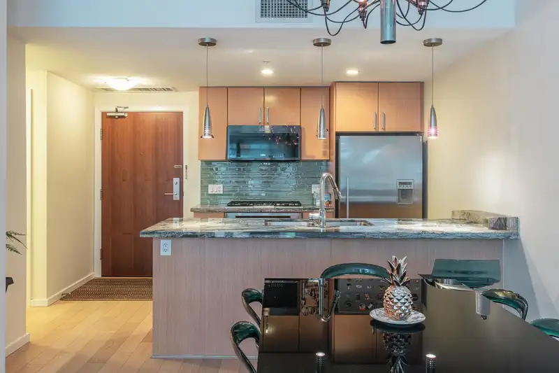 705 89 W 2ND AVENUE - photo 4 of 33