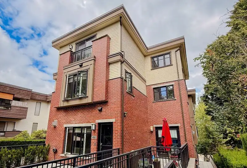 460 E 5TH AVENUE - photo 2 of 38