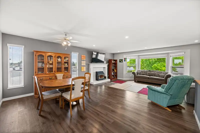 3298 275 STREET - photo 3 of 40