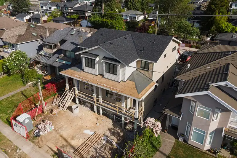 258 E 21ST STREET - photo 3 of 39