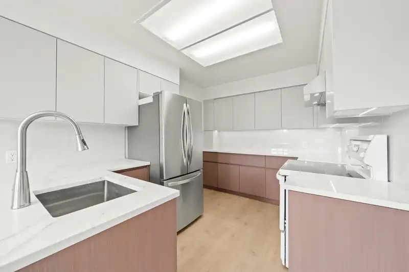 532 W 64TH AVENUE - photo 3 of 25