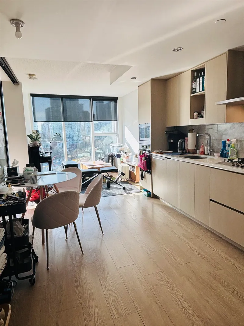 886 87 NELSON STREET - photo 2 of 15