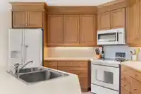 203 1330 HUNTER ROAD - thumbnail 7