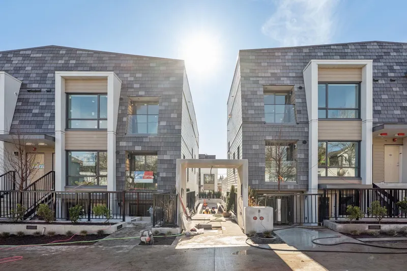 101 378 W 45TH AVENUE - photo 1 of 14