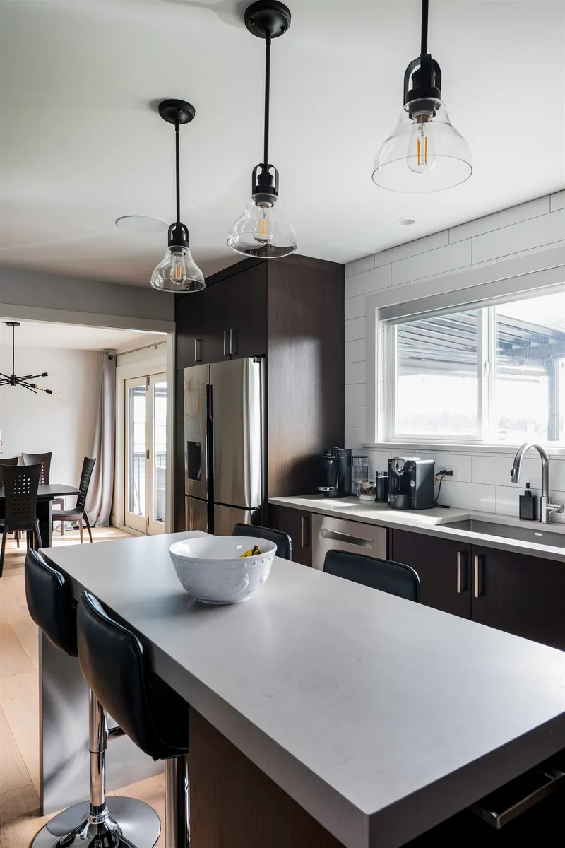 818 MASSEY STREET - photo 4 of 25