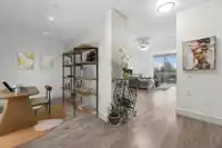 1103 3007 GLEN DRIVE - thumbnail 4