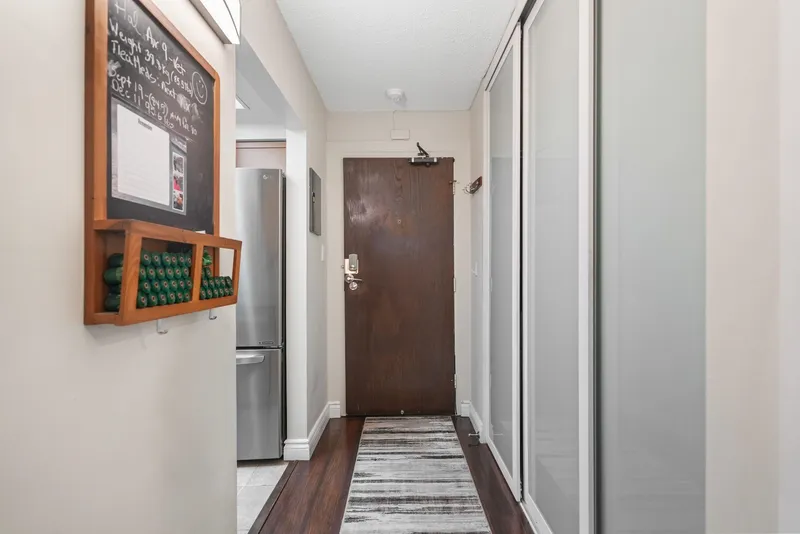 201 444 E 6TH AVENUE - photo 2 of 17