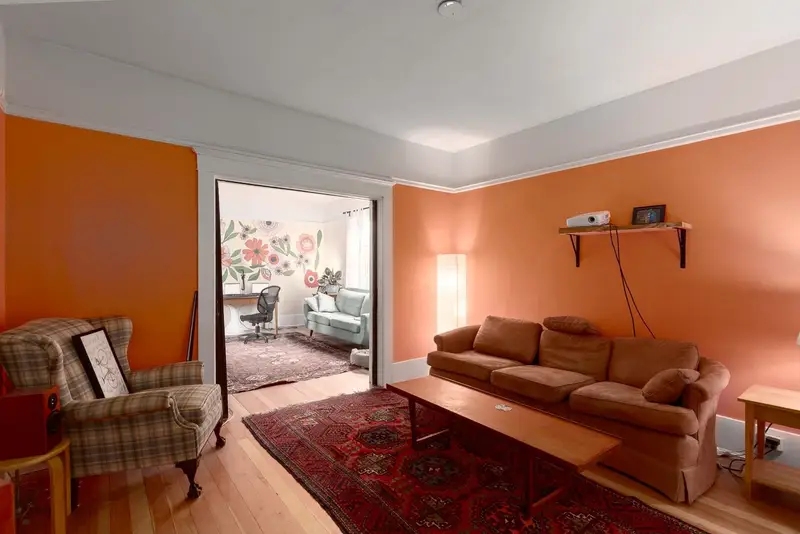 928 E 17TH AVENUE - photo 4 of 23