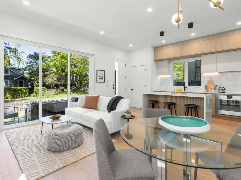 1 4422 W 6TH AVENUE - photo 1 of 19