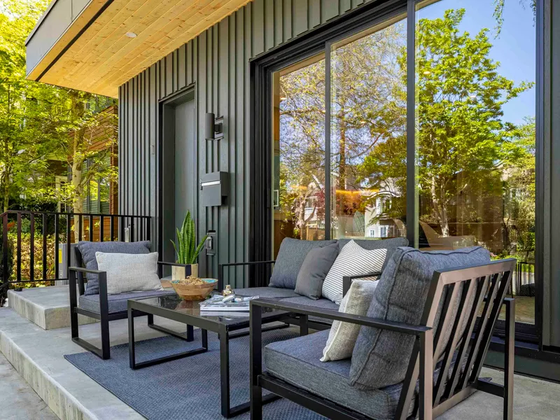 1 4422 W 6TH AVENUE - photo 3 of 19