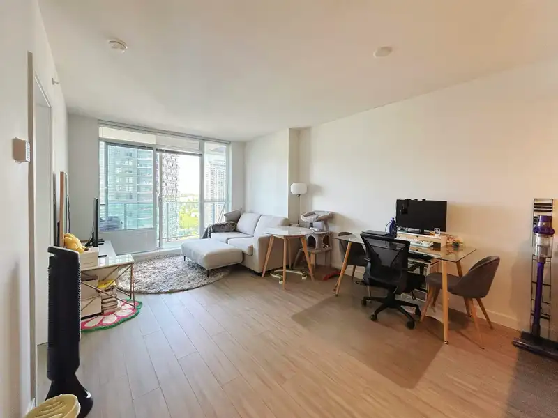 2105 13655 FRASER HIGHWAY - photo 4 of 22