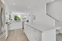 56 15588 32 AVENUE - thumbnail 14