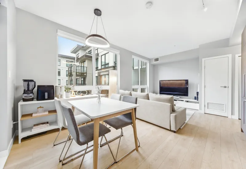 217 9333 TOMICKI AVENUE - photo 1 of 25