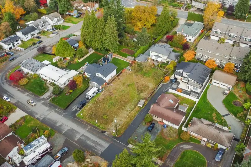 34099 FRASER STREET - photo 1 of 10