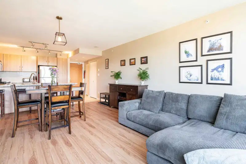1005 651 NOOTKA WAY - photo 4 of 36