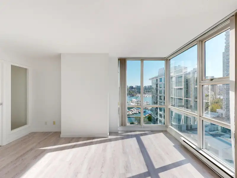 1202 193 AQUARIUS MEWS - photo 1 of 22