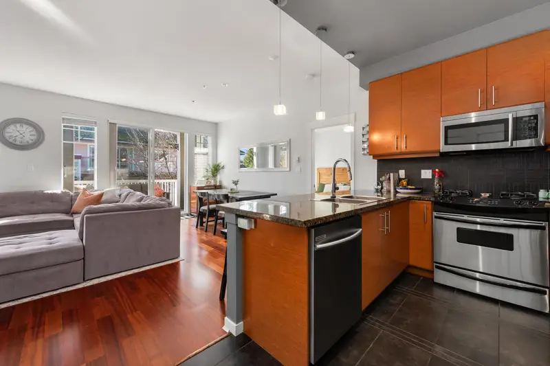 304 1704 56 STREET - photo 4 of 25