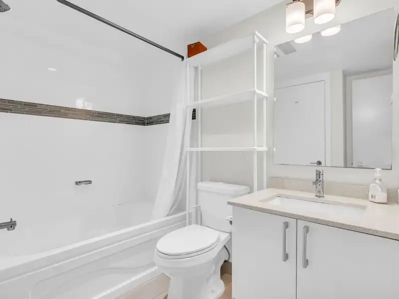206 8733 160 STREET - photo 4 of 23