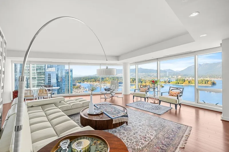 2101 1139 W CORDOVA STREET - photo 3 of 25