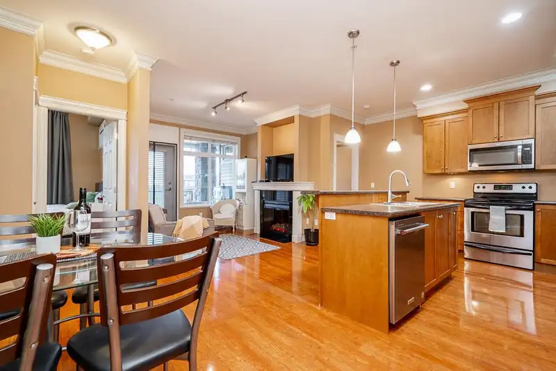 201 9108 MARY STREET - photo 1 of 19