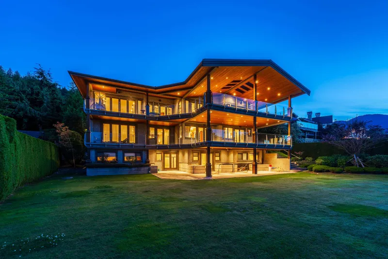 788 ANDOVER CRESCENT - photo 1 of 25