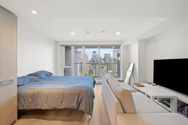 1903 1111 RICHARDS STREET - photo 4 of 26
