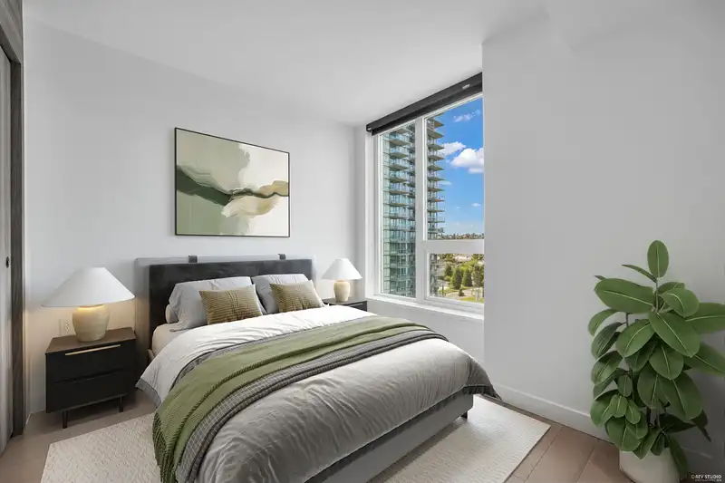 1808 455 SW MARINE DRIVE - photo 3 of 31